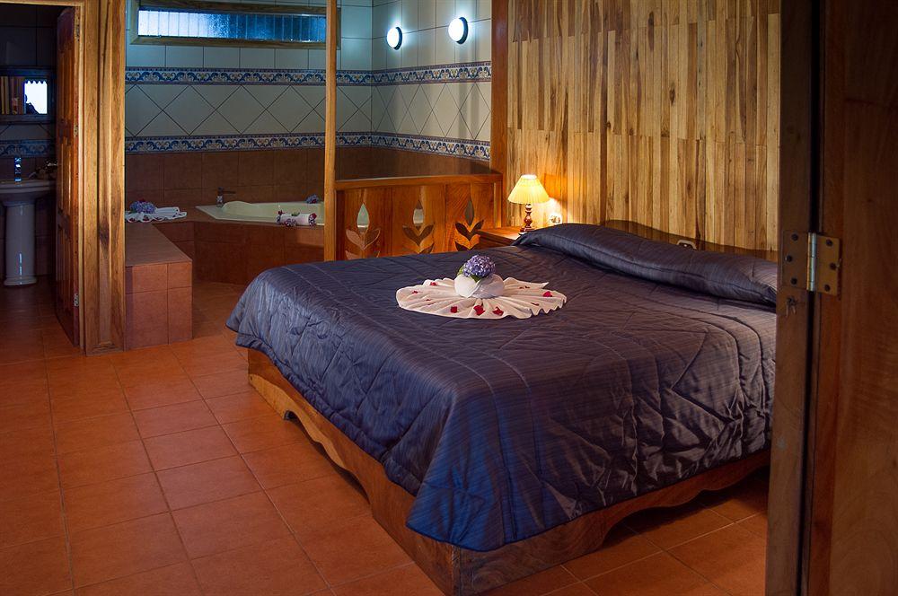 Hotel Heliconia - Monteverde Eksteriør billede